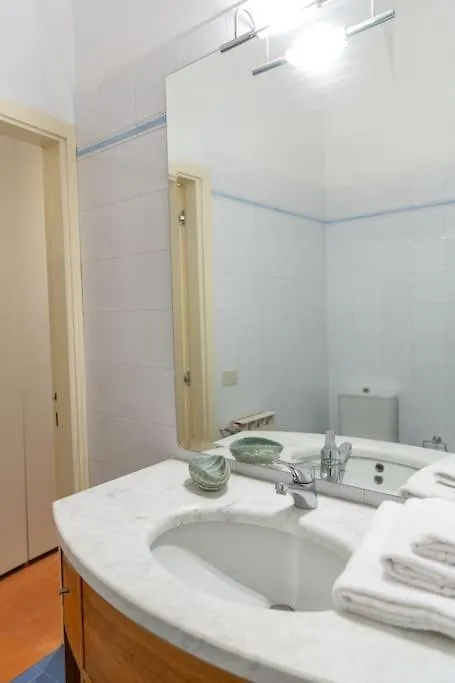 Apartment Stile & Comfort Near P. Signoria Florence