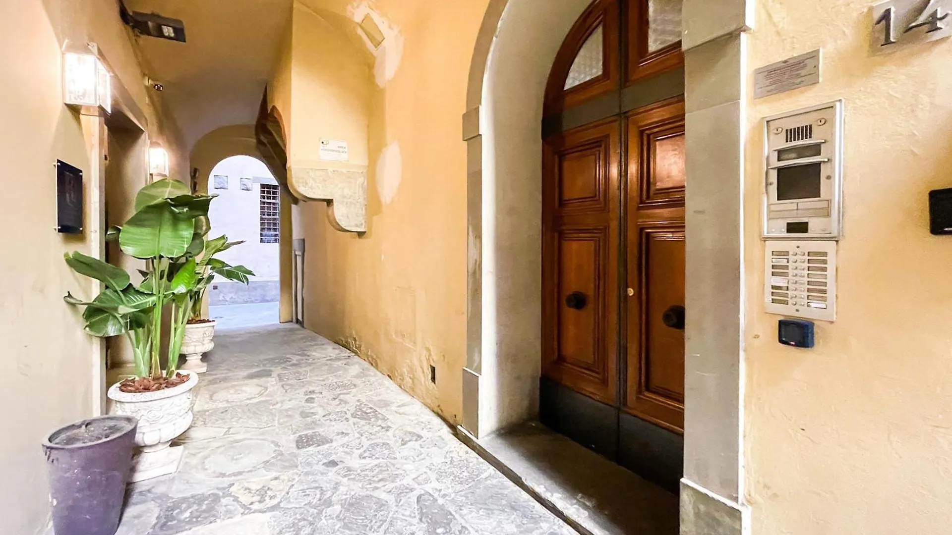 Stile & Comfort Near P. Signoria Florence 0*,  Italy